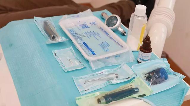 行業(yè)標(biāo)桿 | 我院獲評(píng)上海市口腔器械清洗消毒滅菌管理標(biāo)桿單位